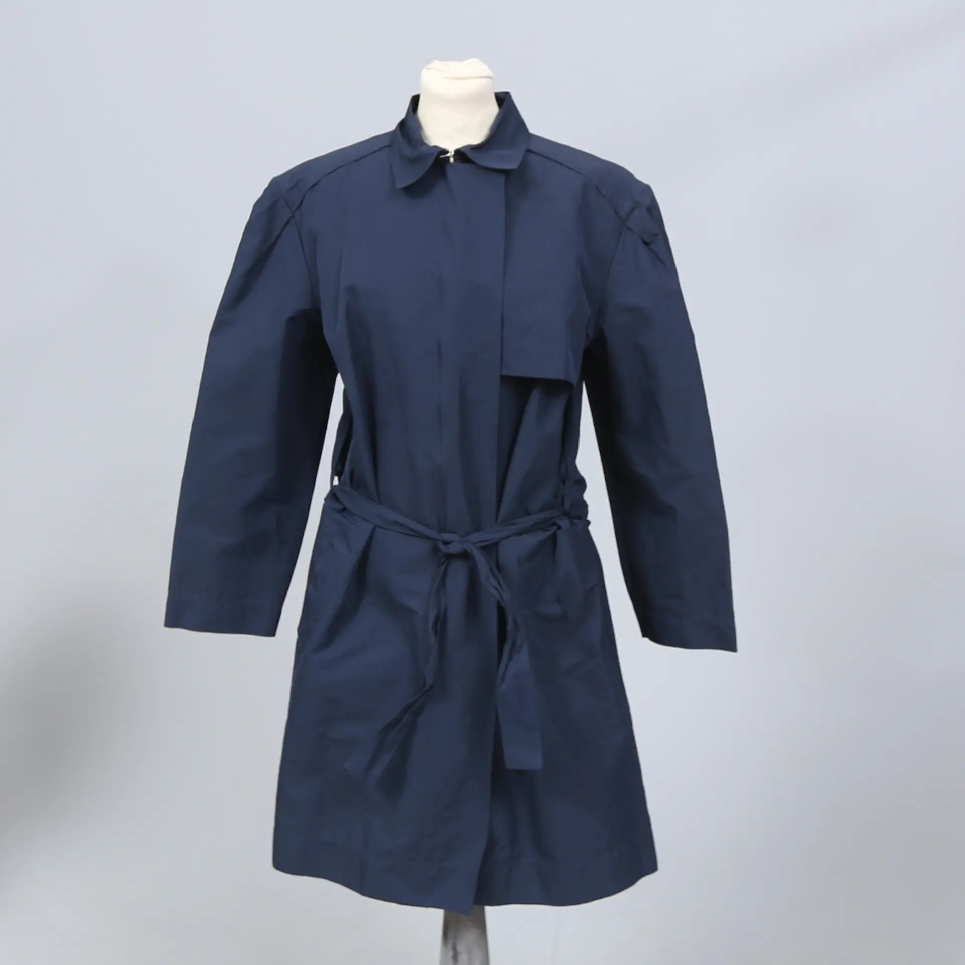 LANVIN. KAPPA, Lanvin, Bomullsmix, storlek 46, Made in France, 2009.