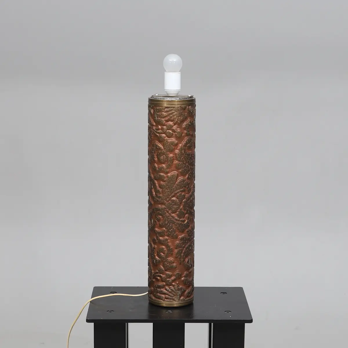 BORDSLAMPA, av tapetvals, metall, 1900-tal.