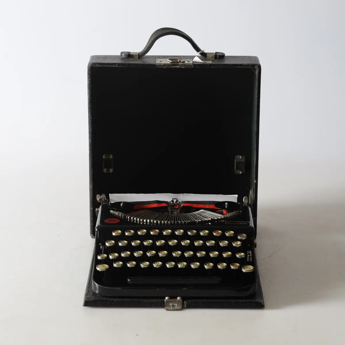 RESESKRIVMASKIN, Remington Portable, 1900-talets början.