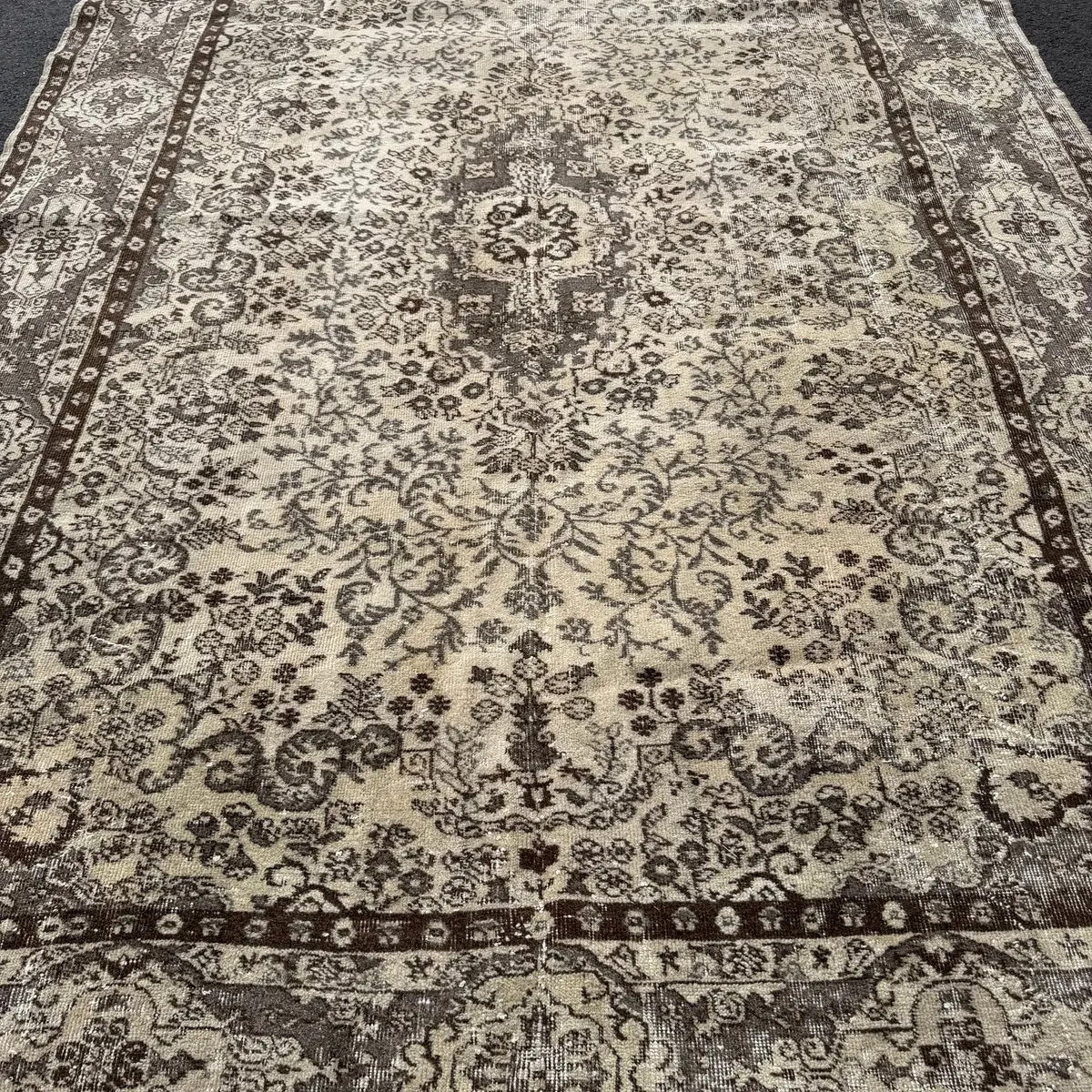 MATTA, vintage, 300x213 cm.
