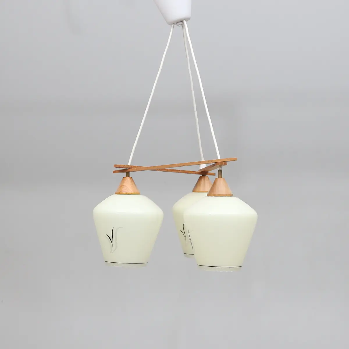 TAKLAMPA, teak och glas, tre ljuspunkter, 1900-talets mitt.