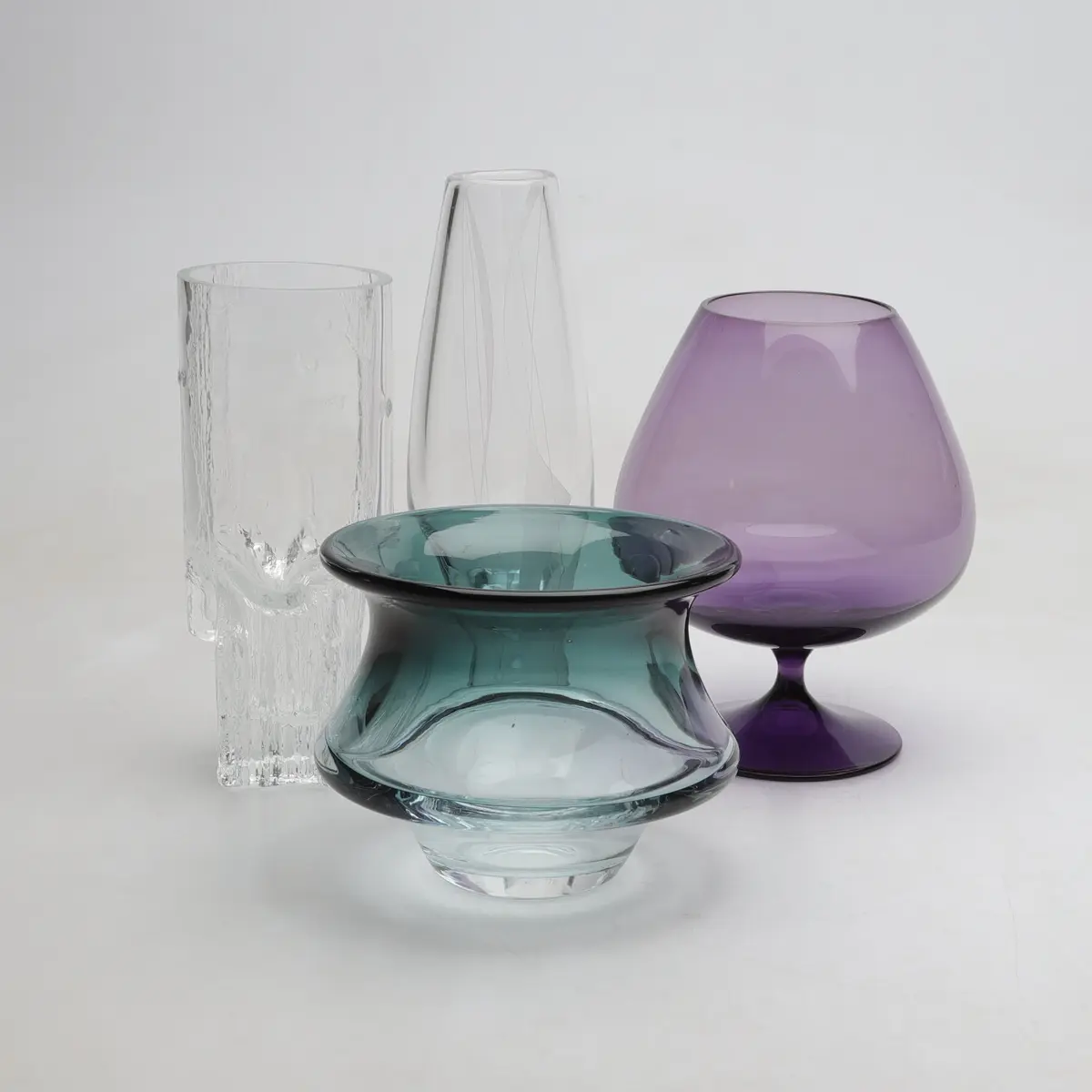 VASER och SKÅLAR, 4 delar, glas, delvis Orrefors och Johansfors.