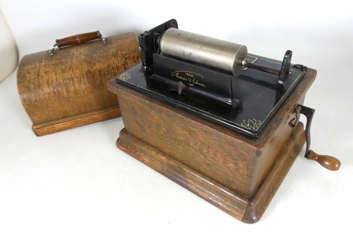 Lot 51 - An early 20th century Edison Fireside