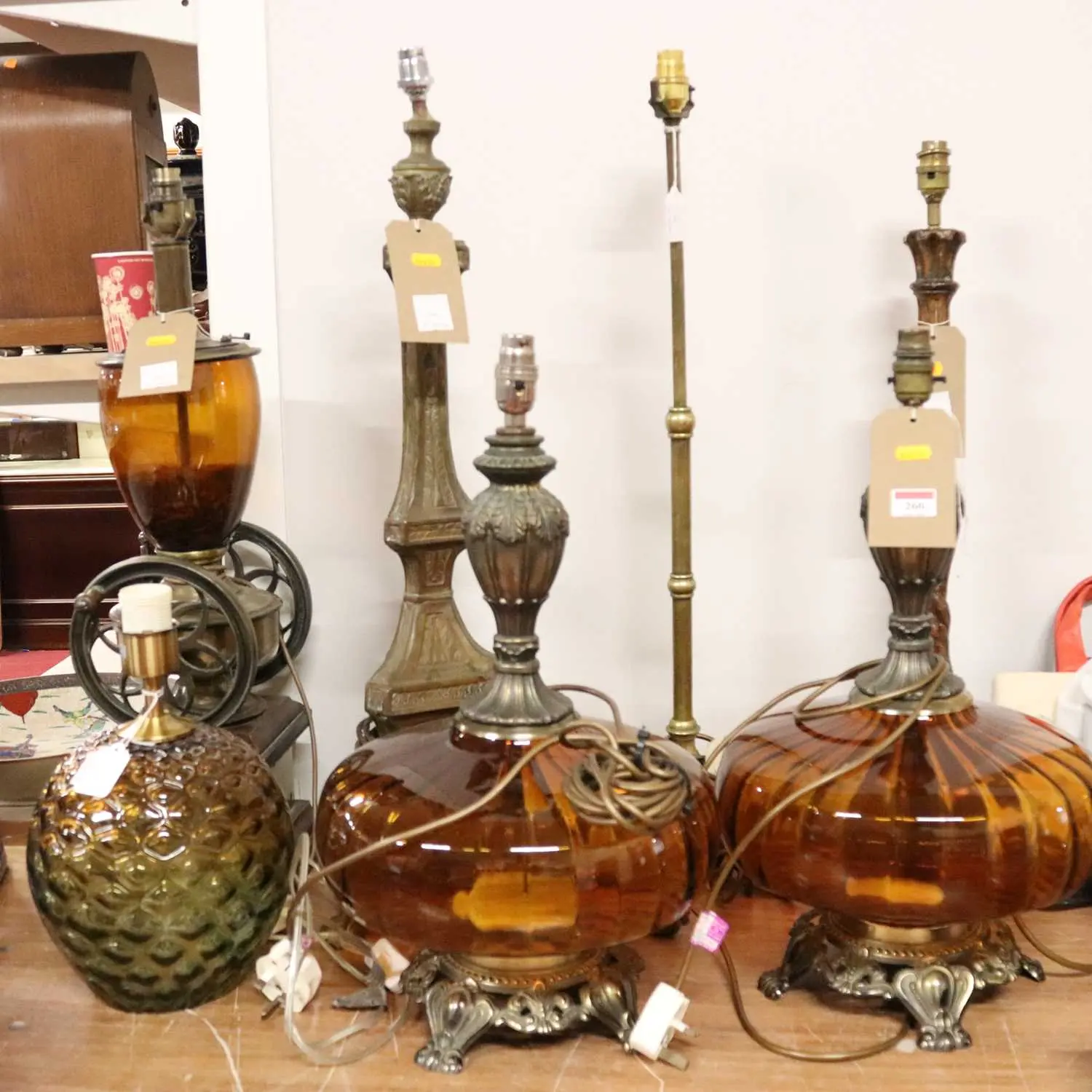 Lot 260 - A collection of table lamps, to include a