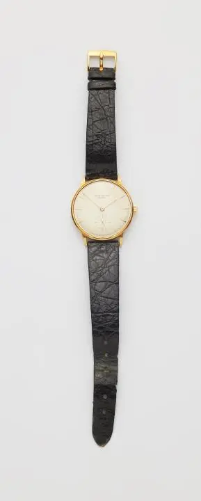 An 18k gold Patek Philippe Ref 3410 manual winding gentlemen's wristwatch