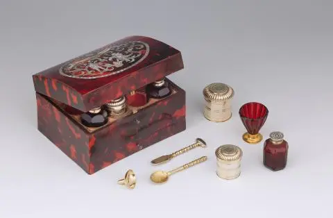 A sumptuous travel apothecary