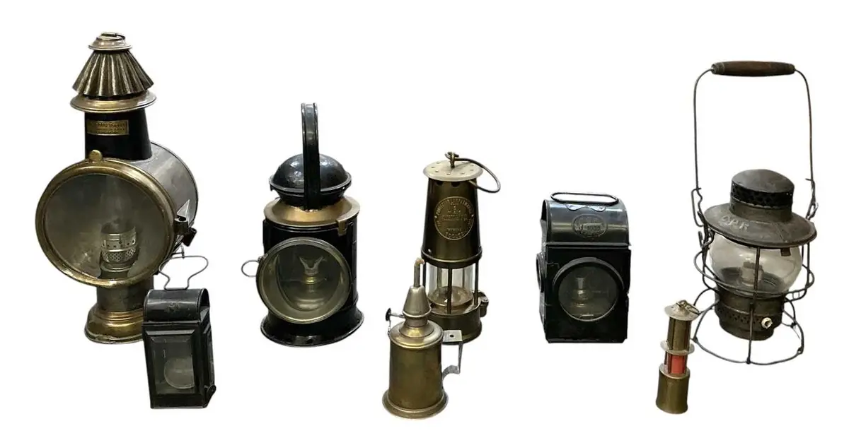 A collection of assorted early 20th century and later vintage lamps