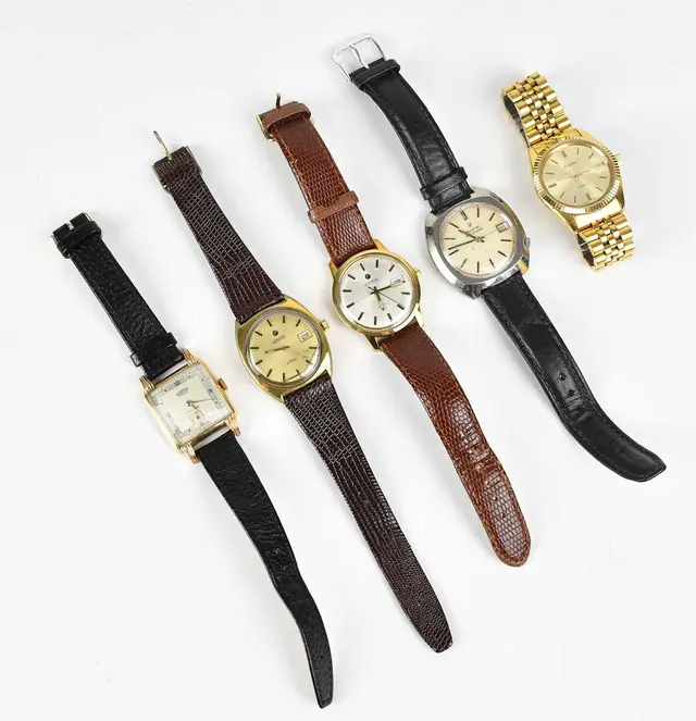 ROAMER; three gentleman's gold plated wristwatches