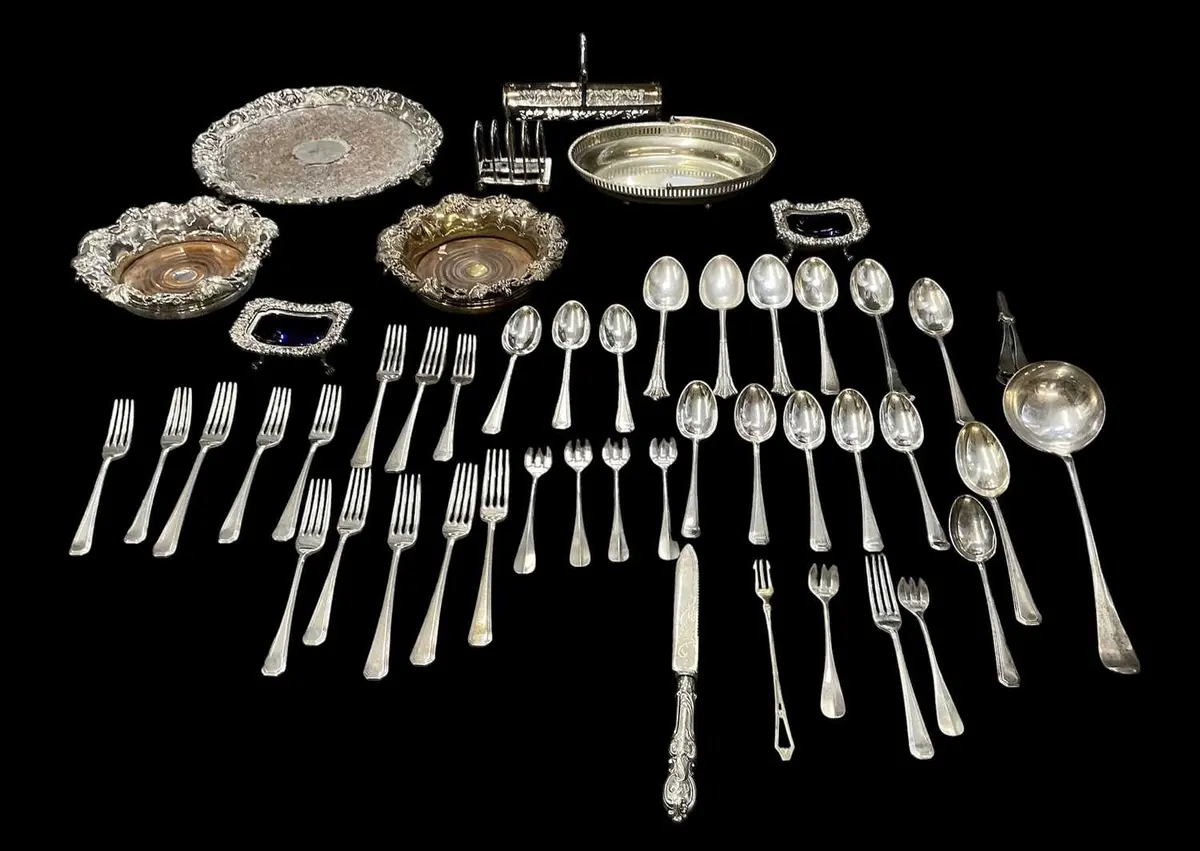 A quantity of assorted silver plated items