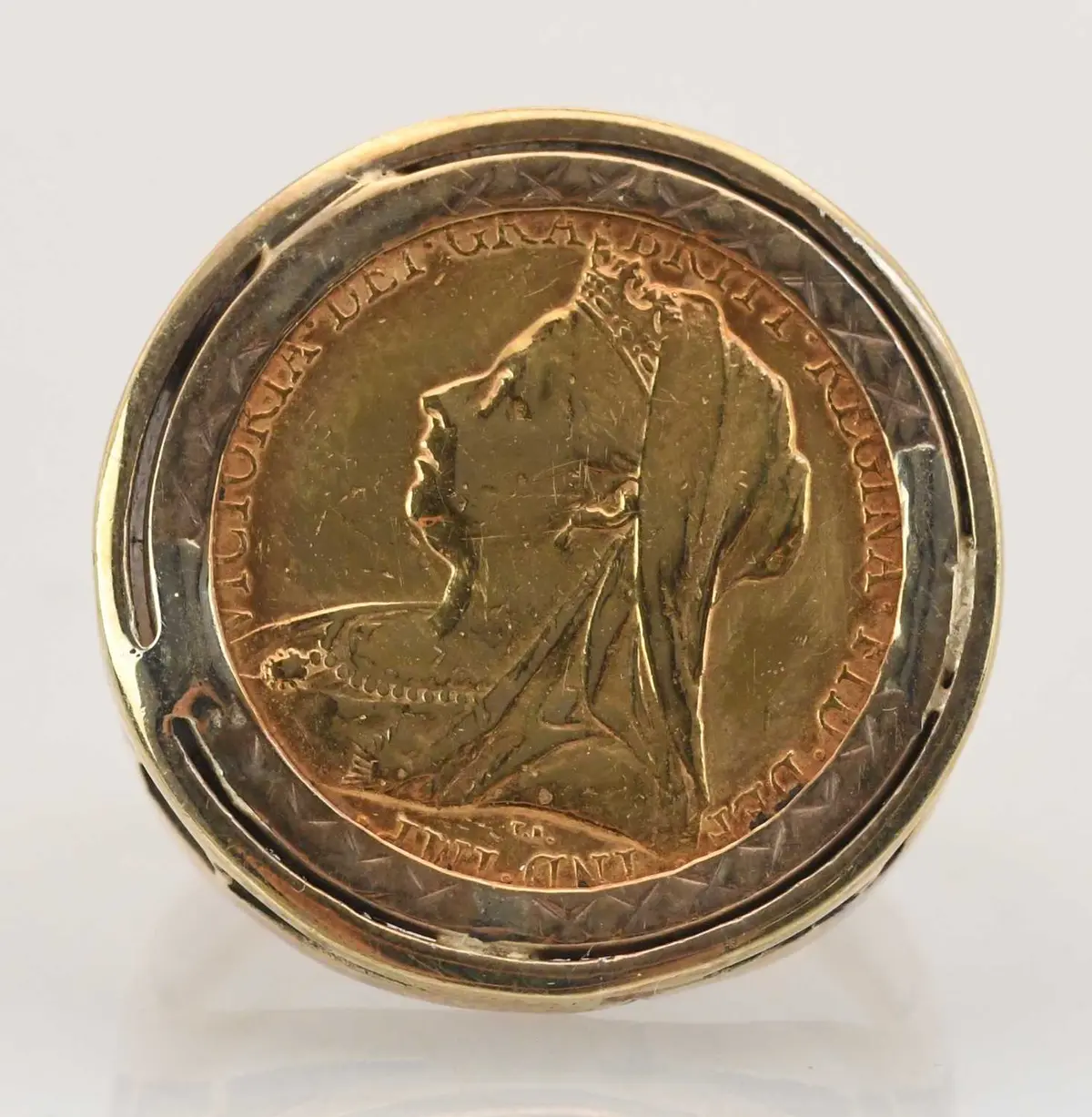 A Victoria full sovereign (date unknown)