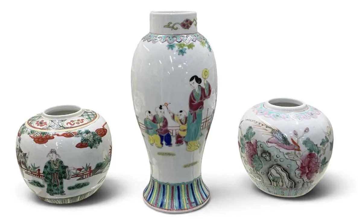 A modern Chinese hand painted Famille Rose porcelain baluster form vase