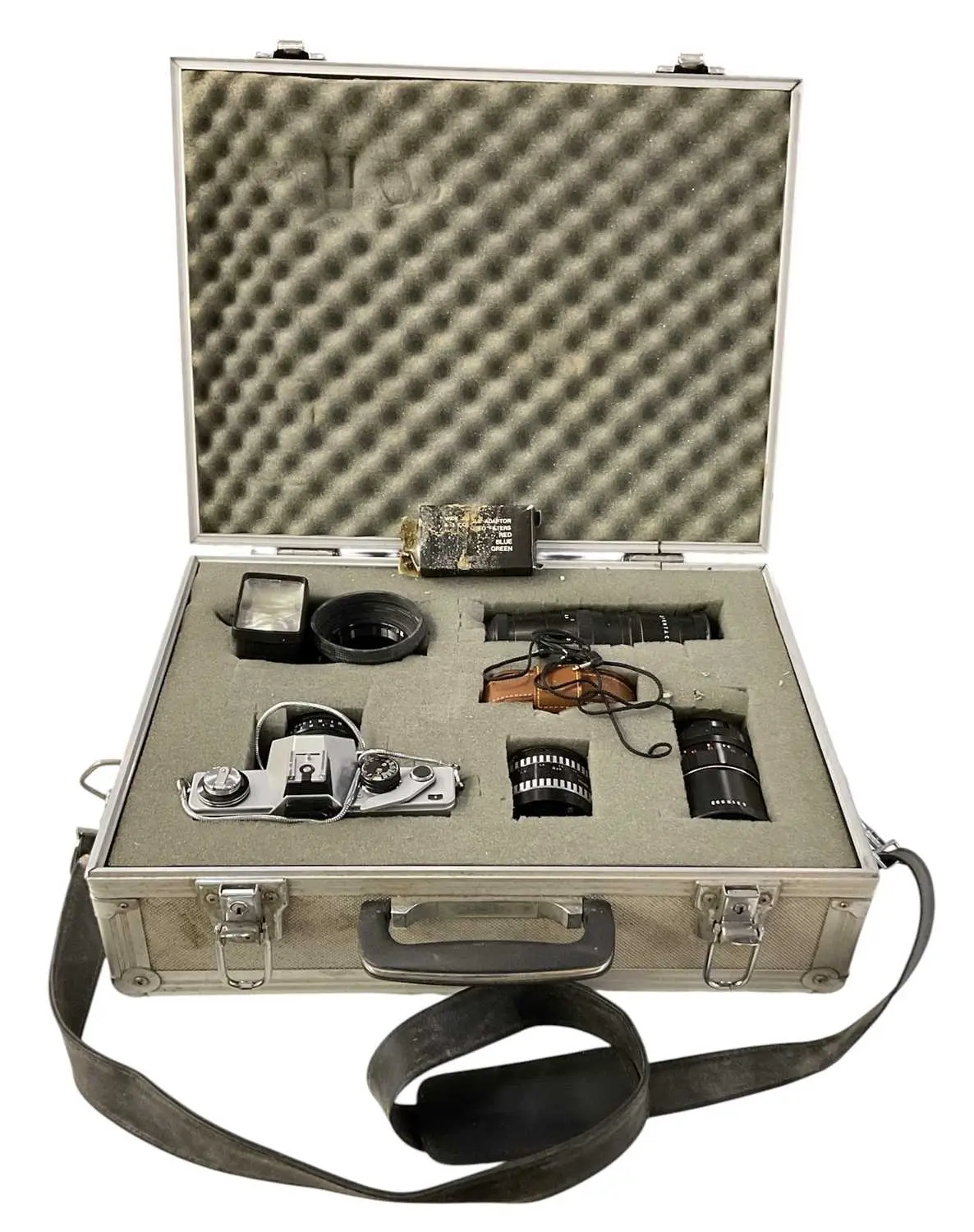 PRAKTICA; a vintage LTL camera