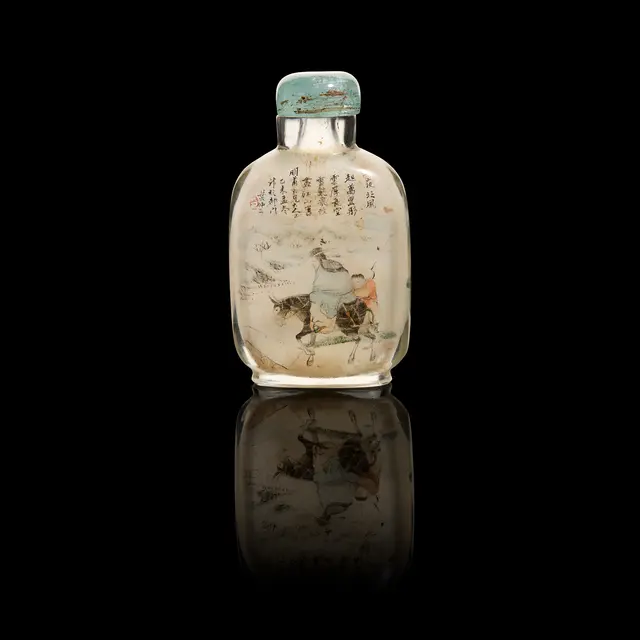 CHINESE INSIDE-PAINTED 'ROMANCE OF THE THREE KINGDOM' GLASS SNUFF BOTTLE