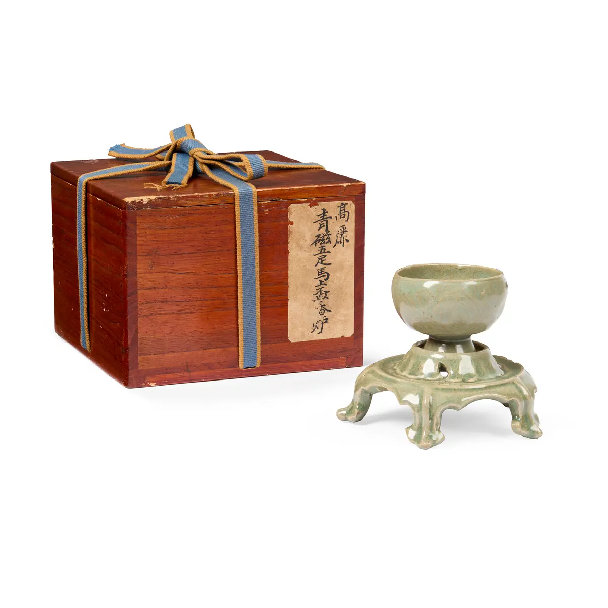 KOREAN CELADON-GLAZED CUP AND STAND