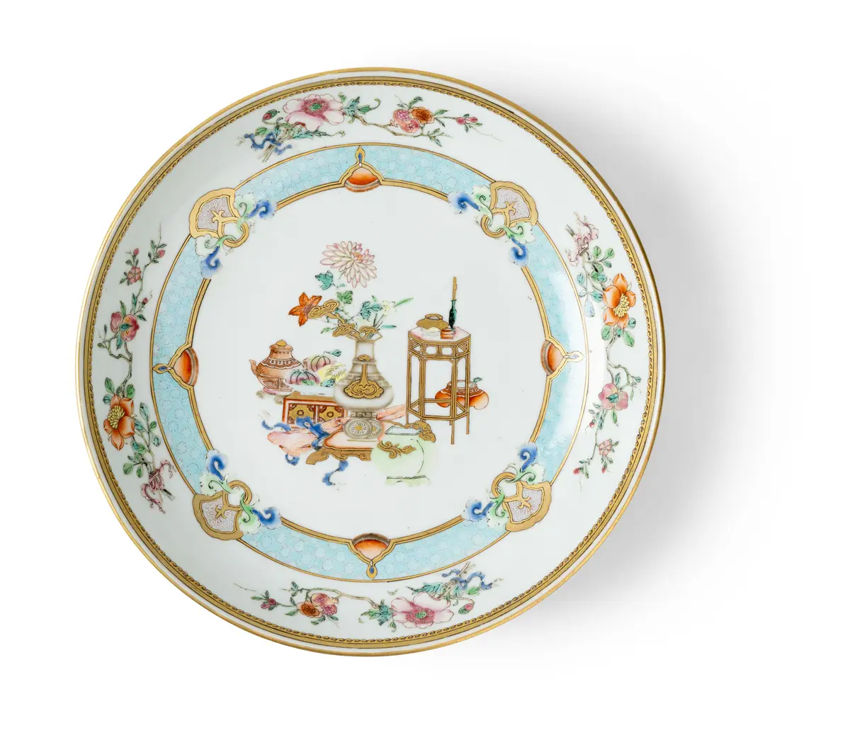 CHINESE FAMILLE ROSE GILT-DECORATED 'BOGU' PLATE