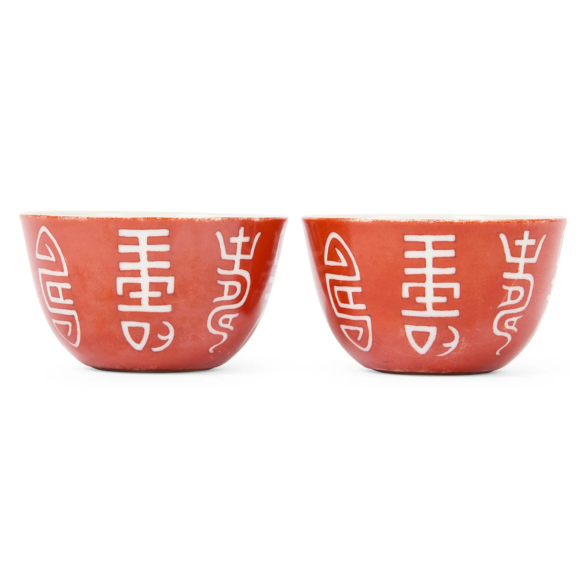 [DRINKING CULTURE] PAIR OF CHINESE CORAL-GROUND RESERVE-DECORATED