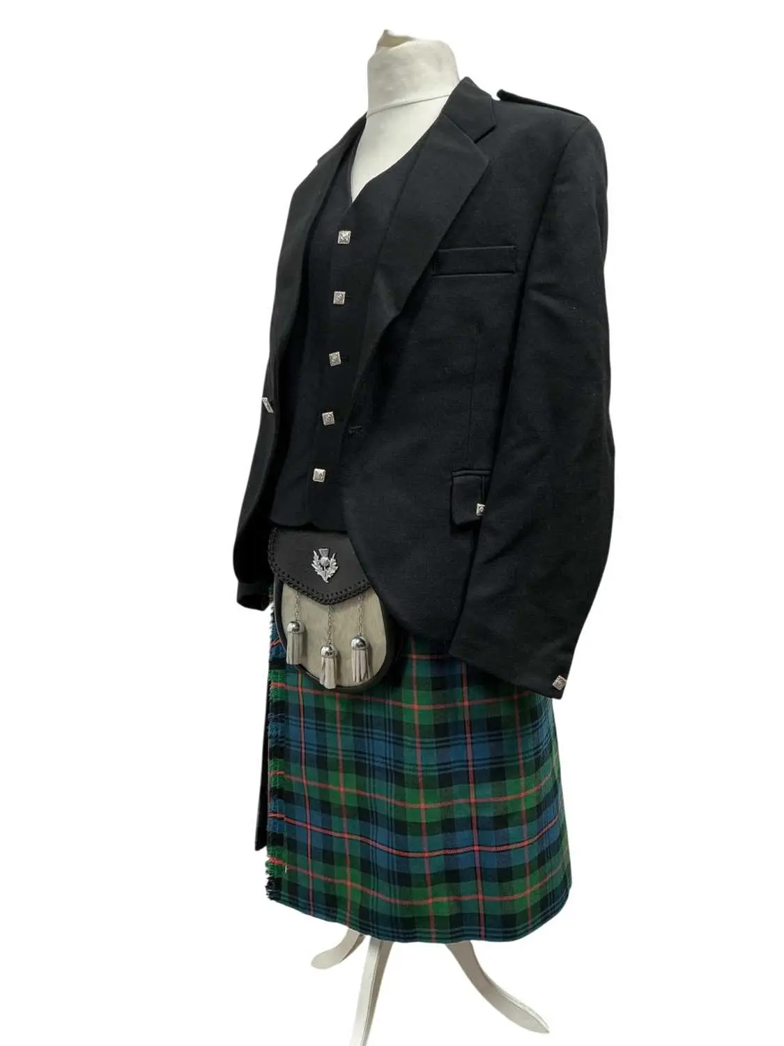 GROUP OF GENTS HIGHLAND WEAR LATE 20TH CENTURY