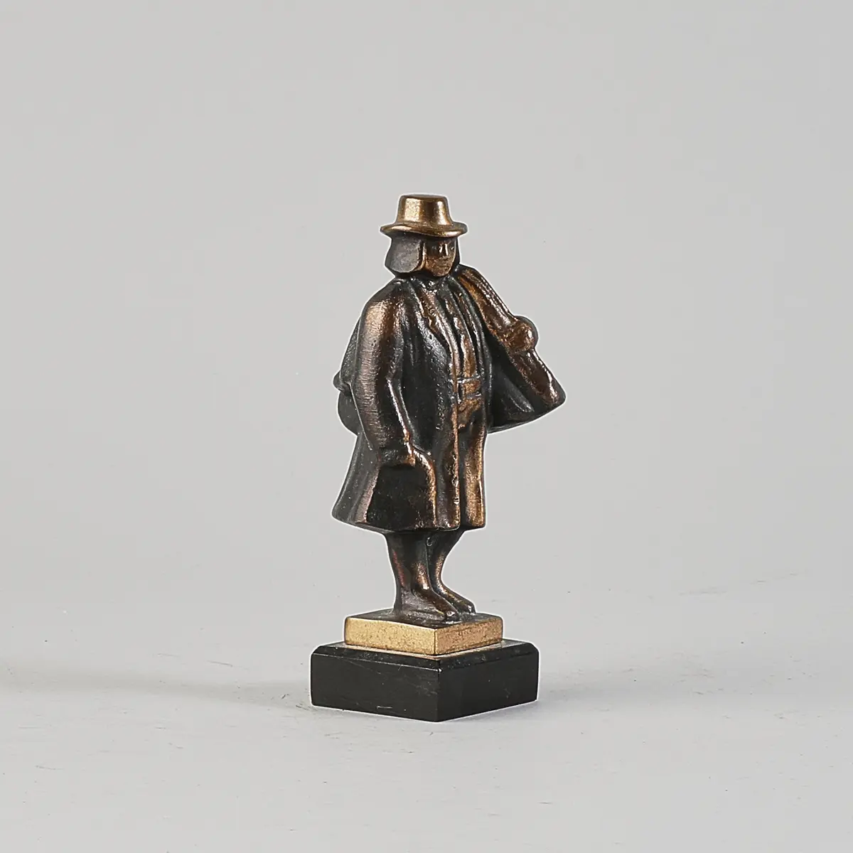 ILS CASTEGREN. Skulptur Brons, "Boråsknallen".