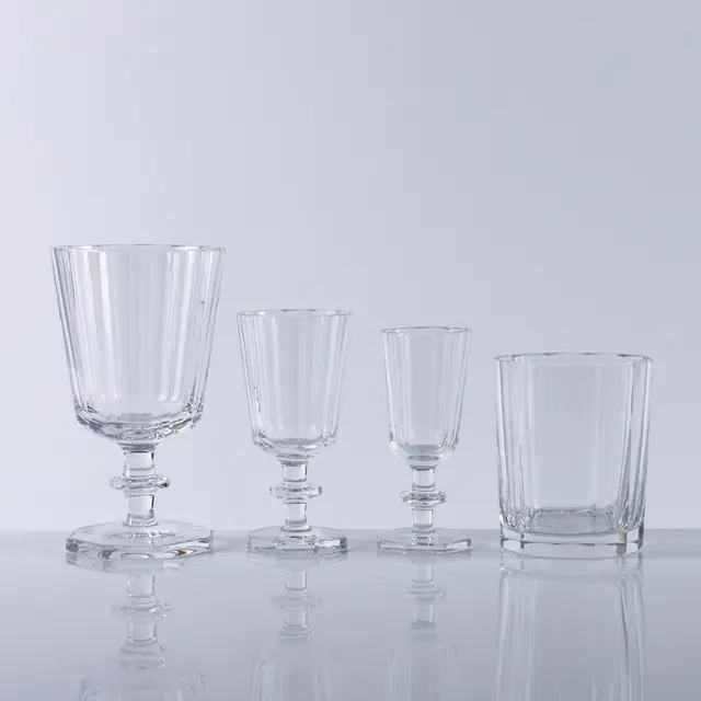 ELIS BERGH. Glas, 27 delar, "Karlberg", Kosta.
