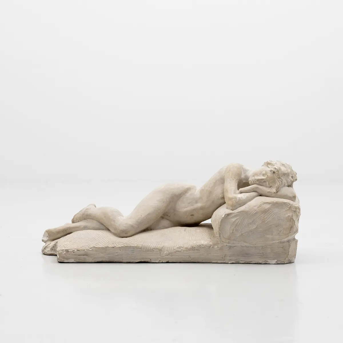 HJÖRDIS NORDIN-TENGBOM (1877-1969). SKULPTUR, Liggande kvinna, signerad