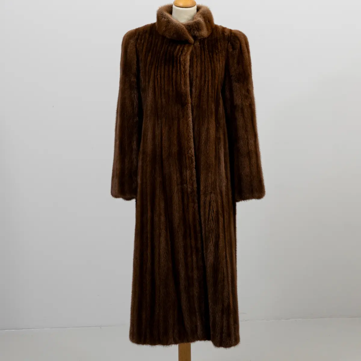 PÄLSKAPPA, Mink, Sagamink.