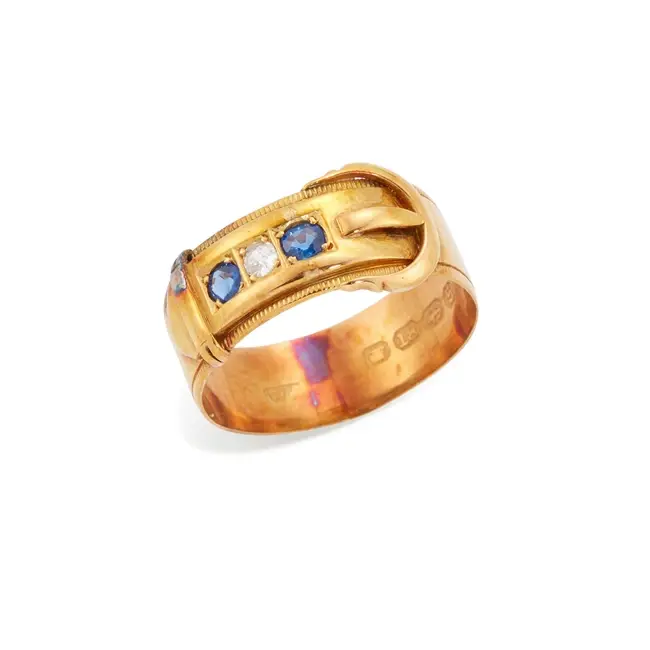 A late Victorian 18ct gold buckle ring