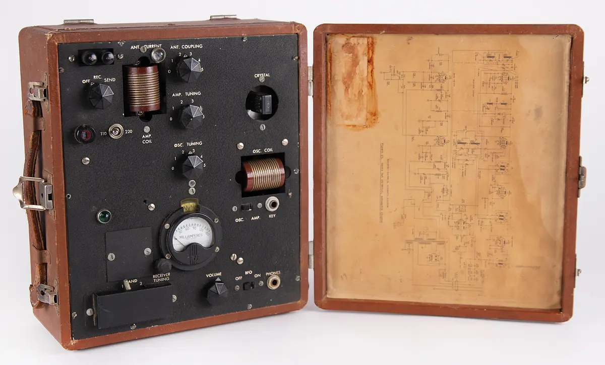 AN/PRC-5 Spy Radio Set (1944)