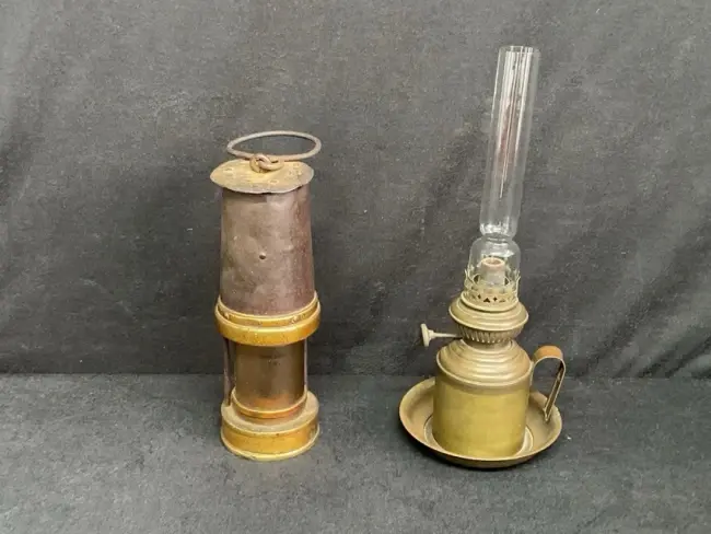 An antique miners safety lamp was tapering steel flue, Hailuxo glass