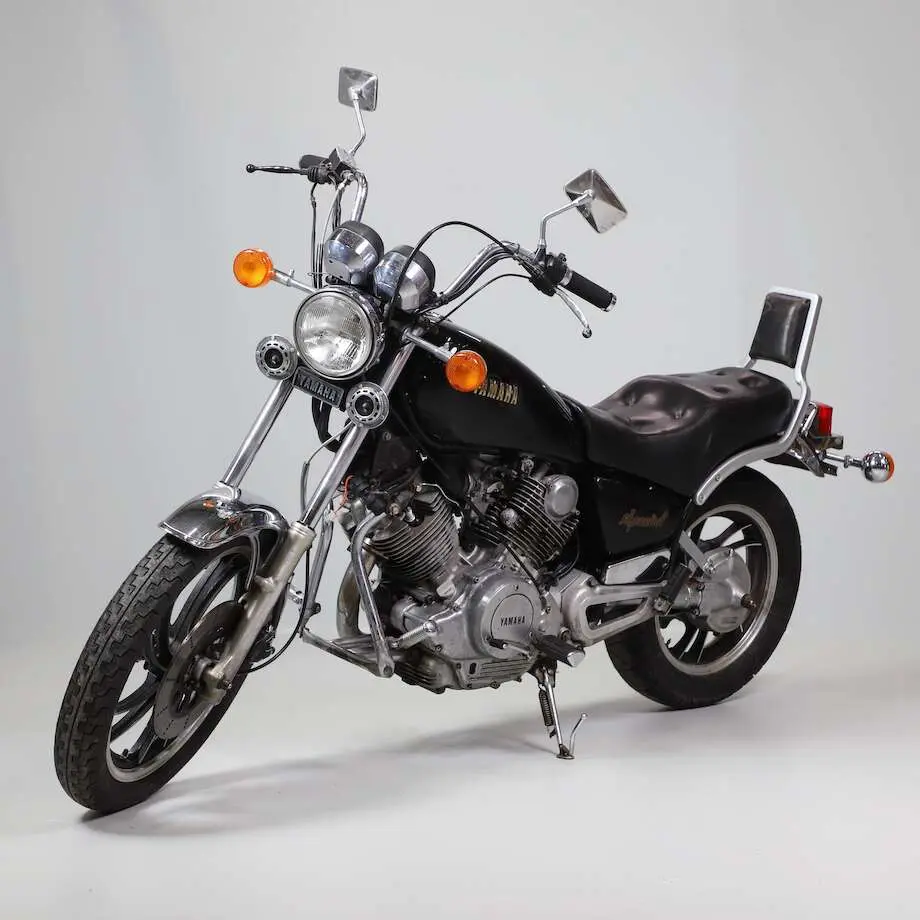 Motorcykel Yamaha XV