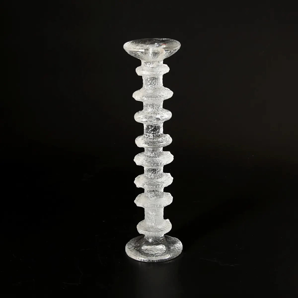 TIMO SARPANEVA. 1926-2006. Ljusstake "Festivo", 8 ringar, Iittala, Finland.
