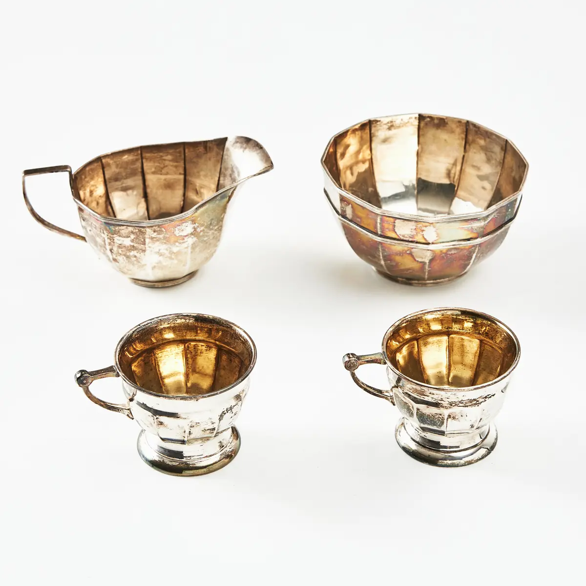 SOCKERSKÅL, GRÄDDKANNA, PUNSCHKOPPAR 1 par, silver, England, Sverige.