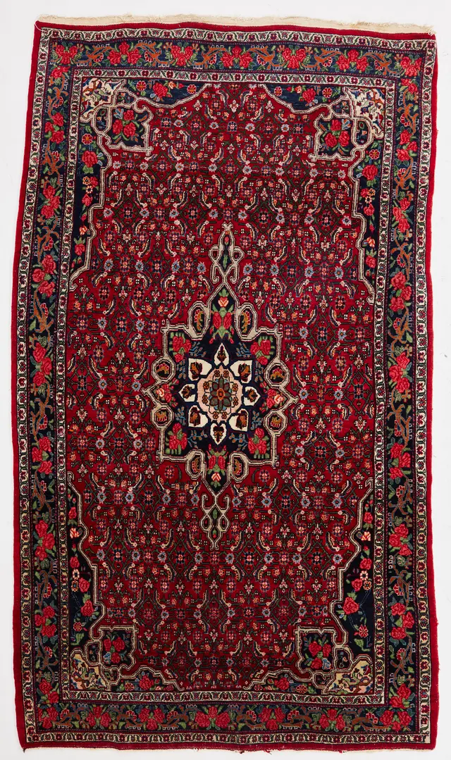 ORIENTMATTA. Bidjar, semiantik, sk rosenbidjar, ca 195x110 cm.