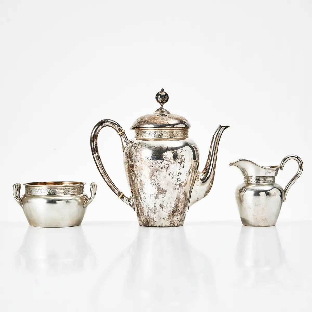 KAFFESERVISDELAR, 3 st, silver, C.G. Hallberg, 1901-1902, Stockholm.
