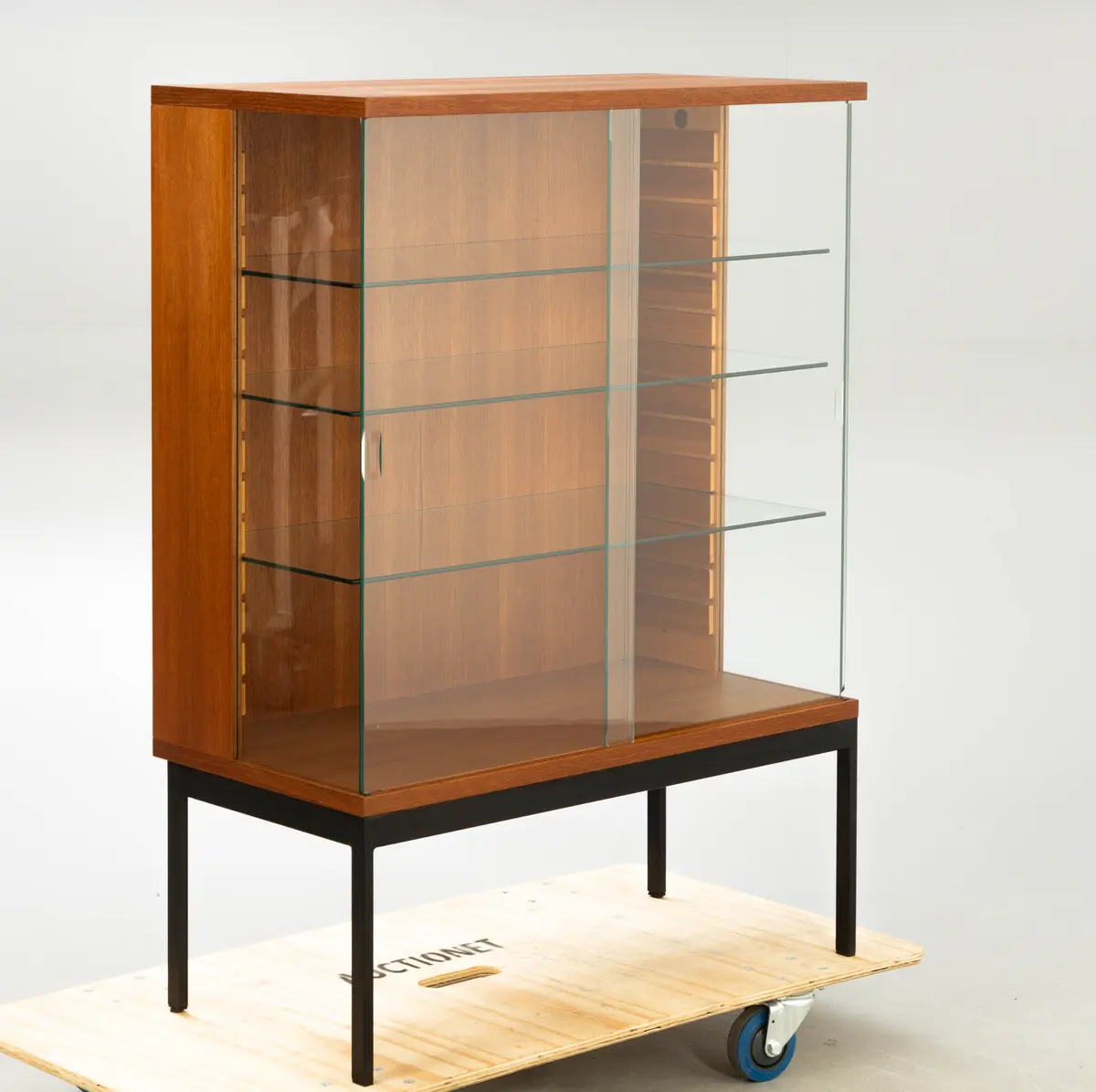 DIETER WAECKERLIN. Behr. Vitrine B-Serie, Teakholz, Deutschland, 1950-1960er