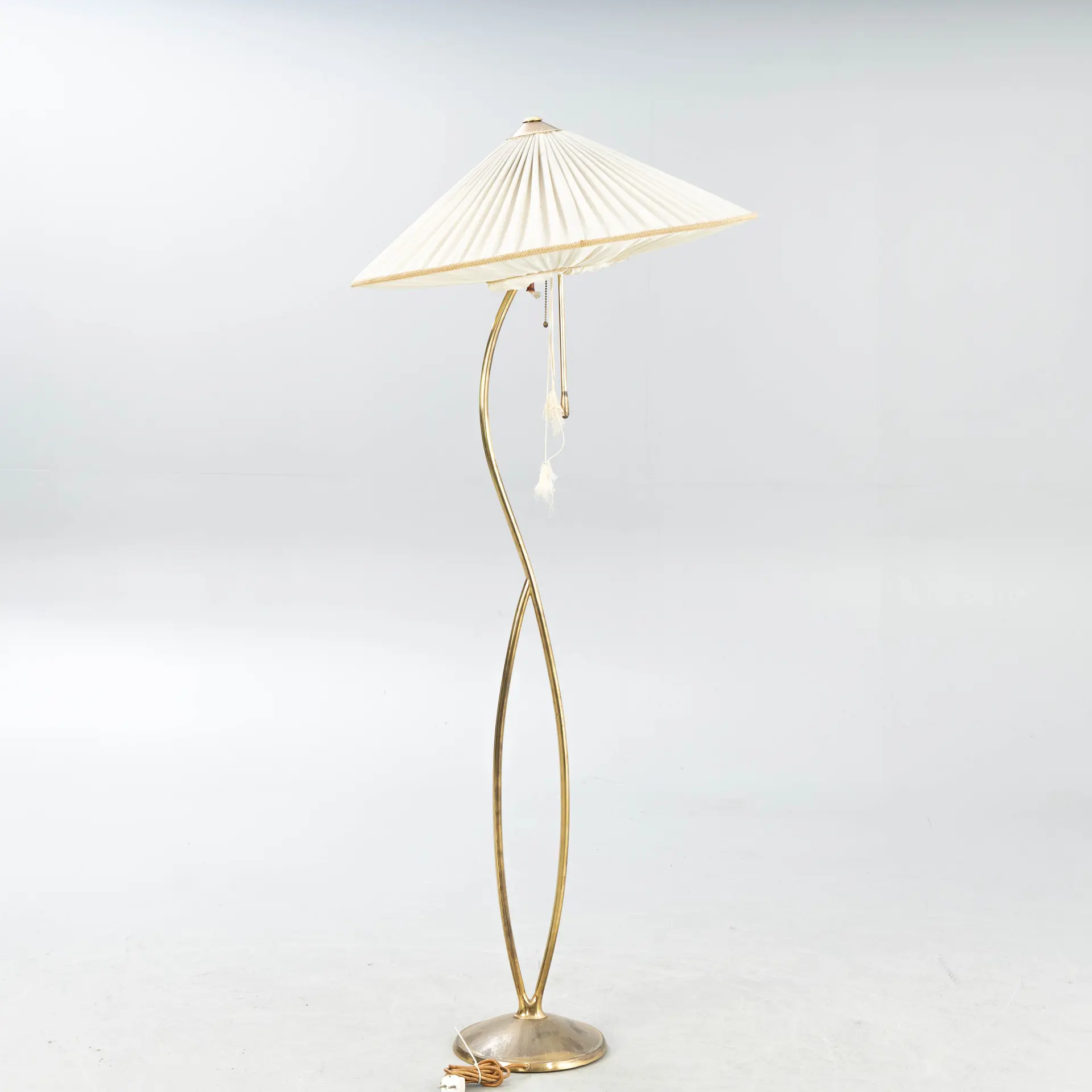 Messing Stehlampe, wohl Finland, 1950er Jahre.