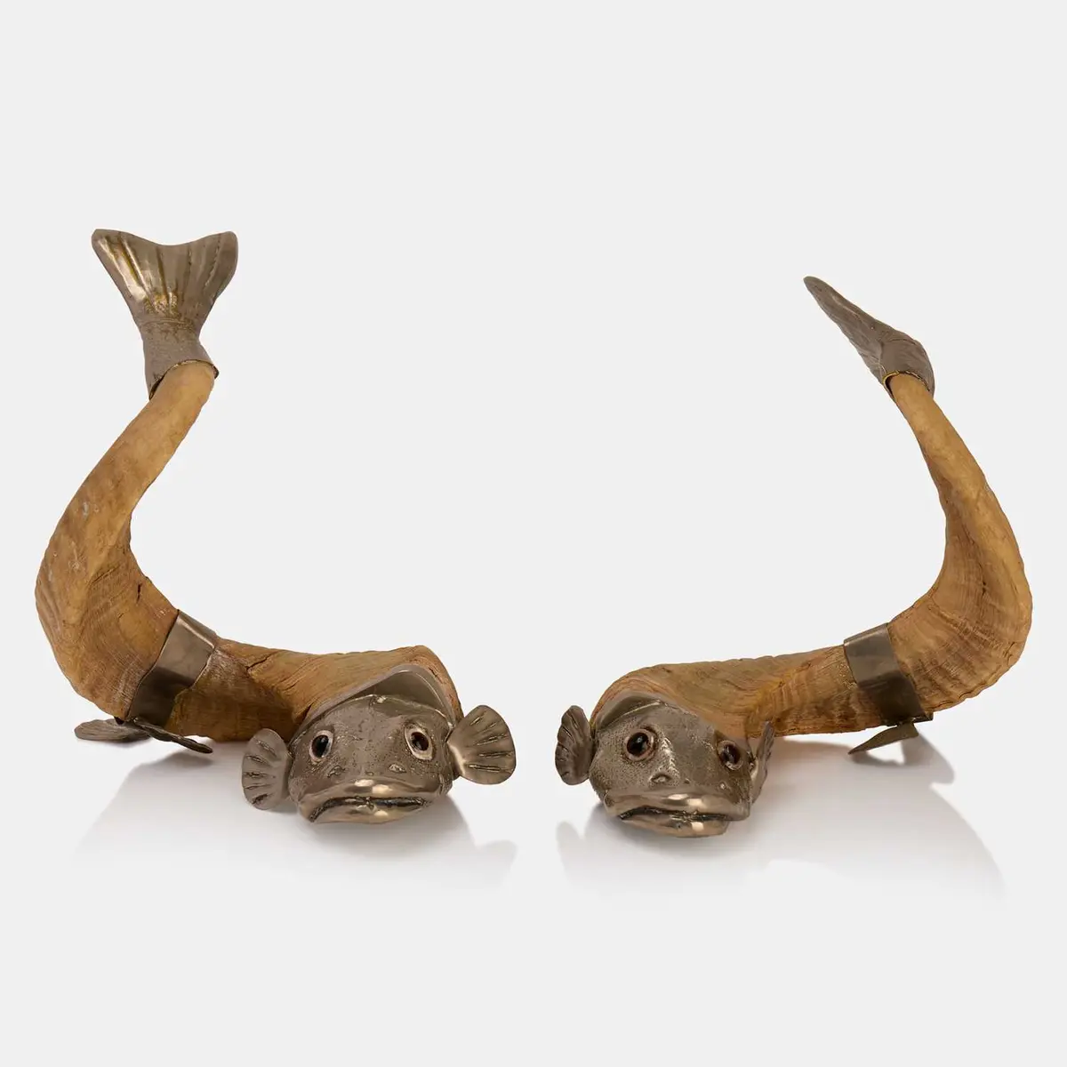 Hauy Pouigo (Italian, 20th century) two fish sculptures