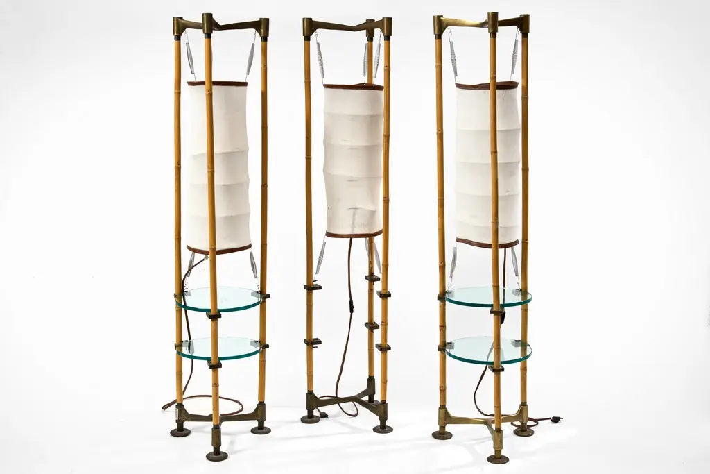 Ronald Cecil SPORTES (né en 1943). Suite de trois lampadaires à diffuseur