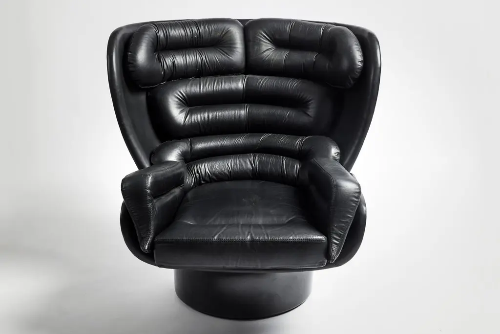Jôe COLOMBO (1930 - 1971). Fauteuil " Elda " à coque pivotante en