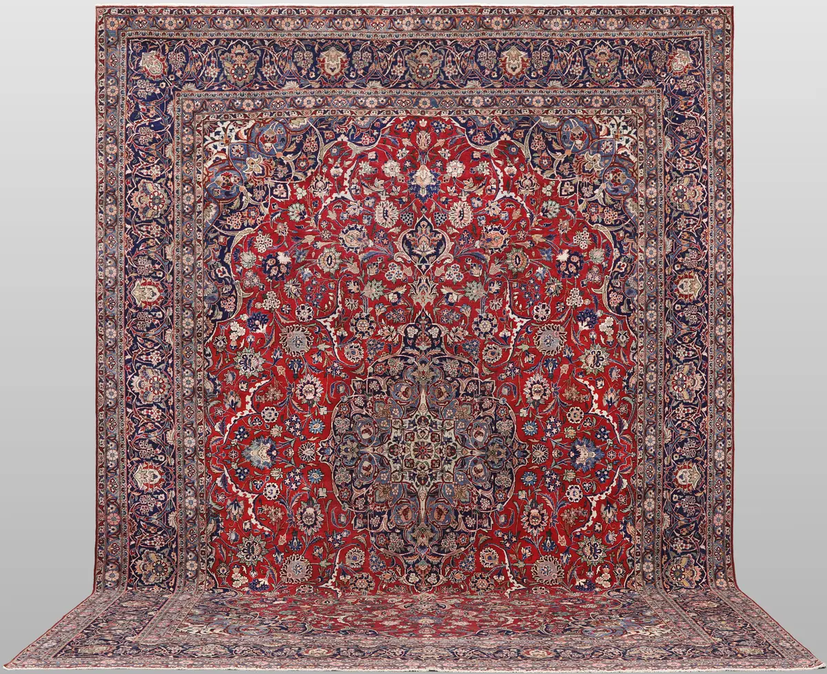 MATTA, Keshan, semiantik, cirka 416 x 310 cm.