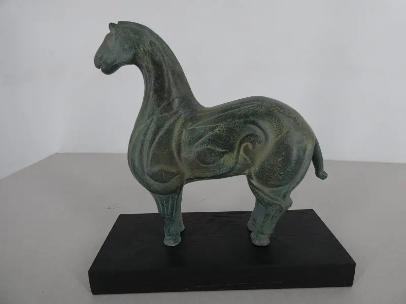 Cheval antique chinois – Reproduction en résine