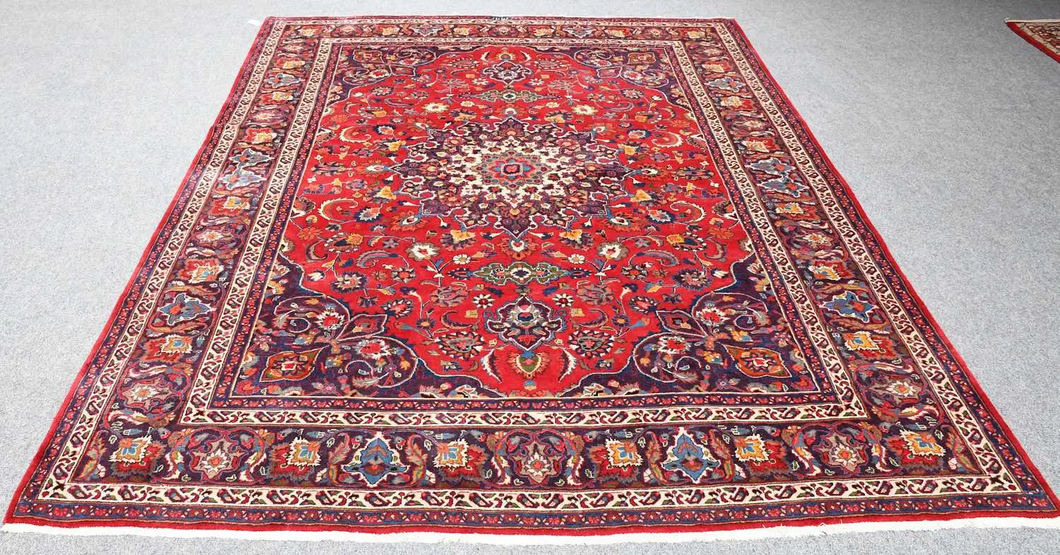Mashad Carpet