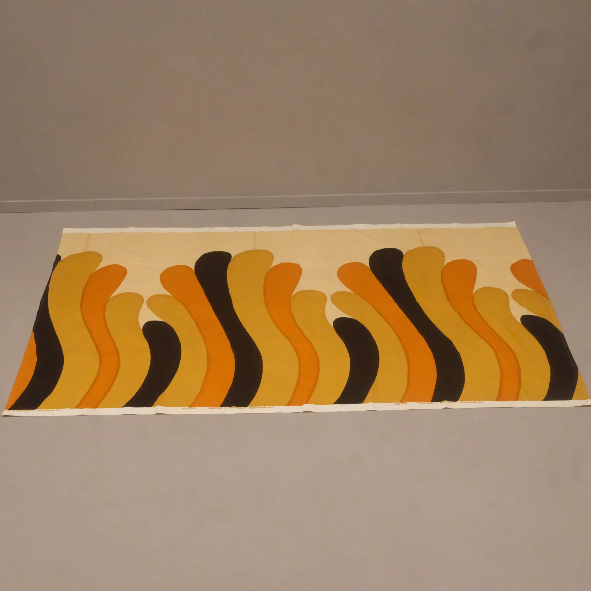 MAIJA ISOLA. MARIMEKKO, TEXTIL, "ALBATROSSI", FINLAND 1967.