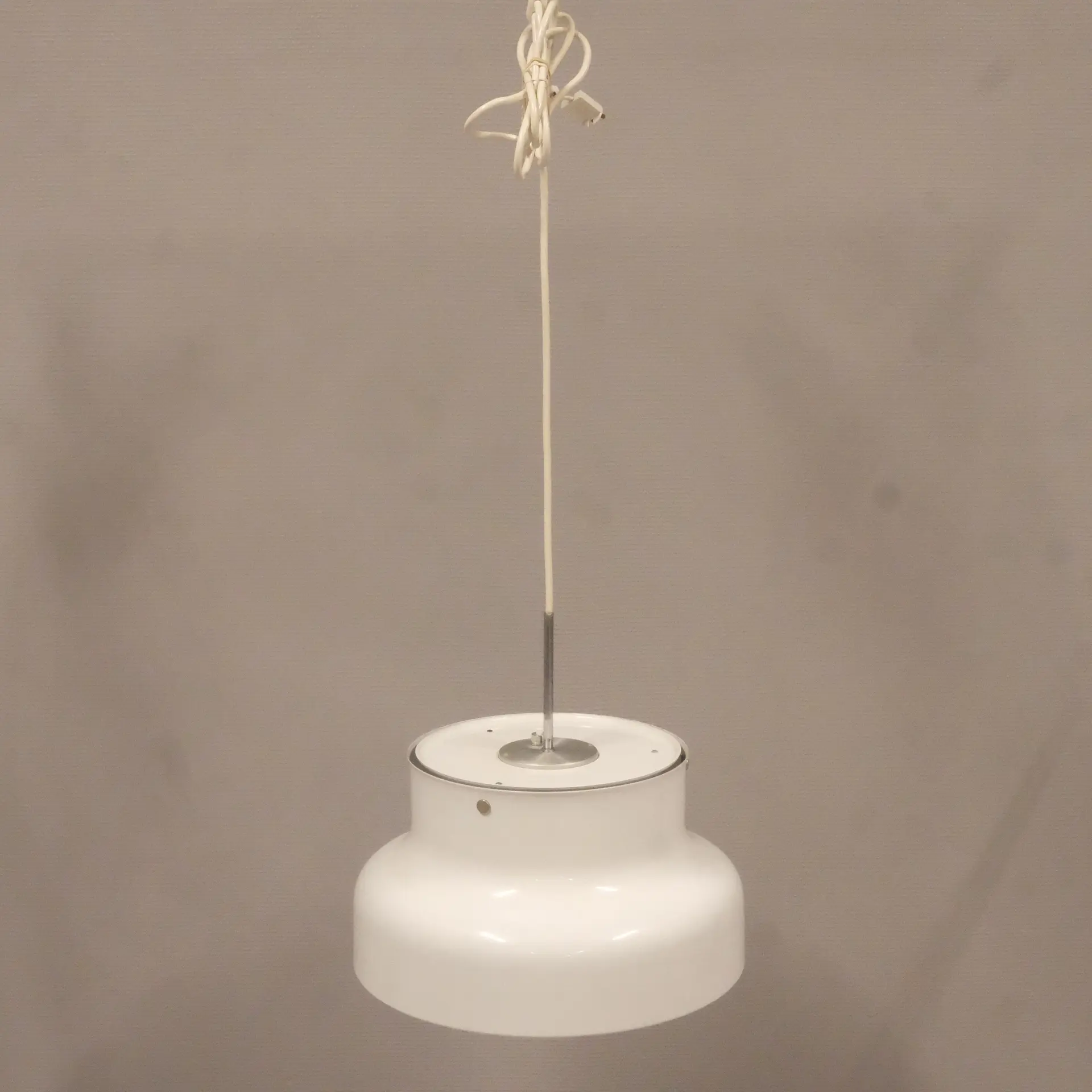 ANDERS PEHRSON. TAKLAMPA, BUMLING, ATELJÉ LYKTAN.