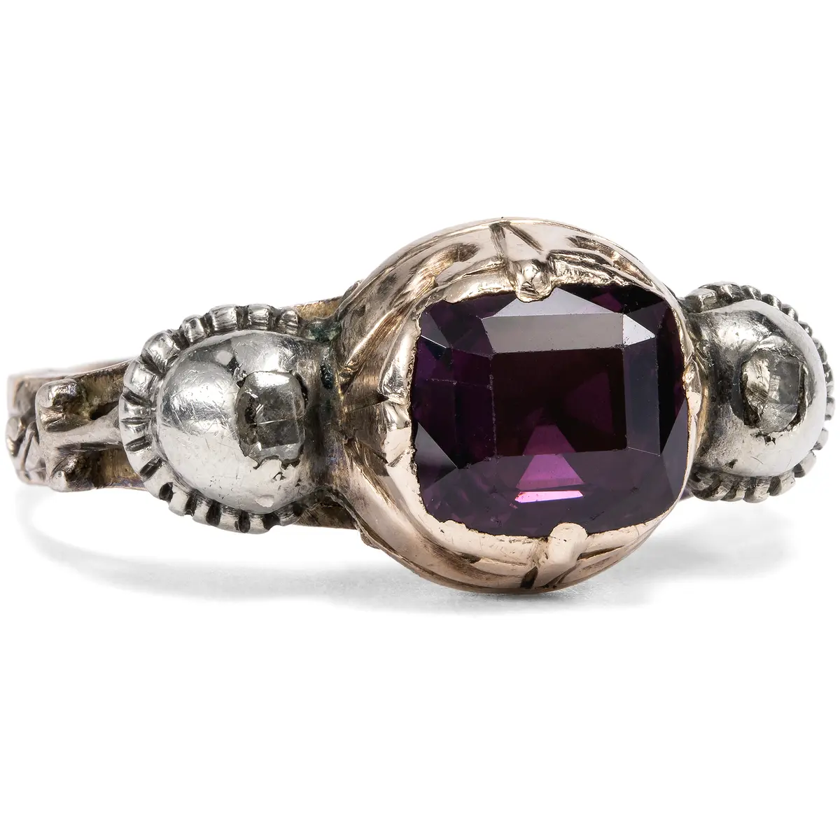 Rare Antique Ring with Amethyst and Diamonds, Late 18th Century