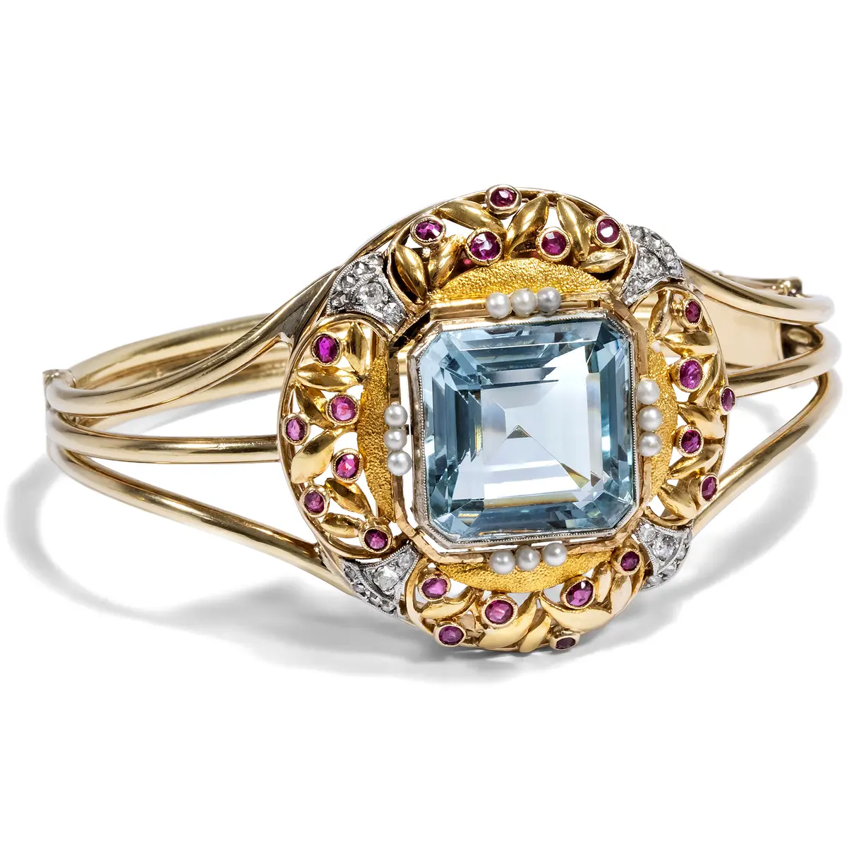 Convertible Aquamarine Bangle with Detachable Brooch, 1940s