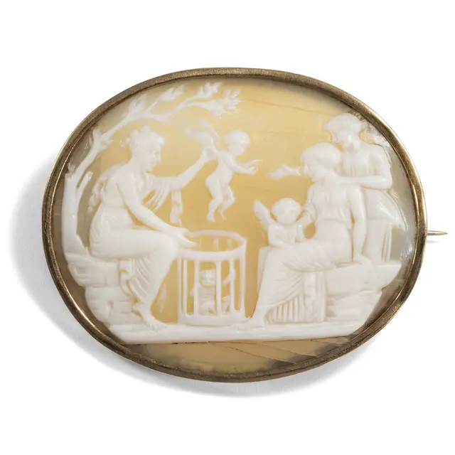 Wonderful Antique Shell Cameo With the So-Called "Cupid Trader" in