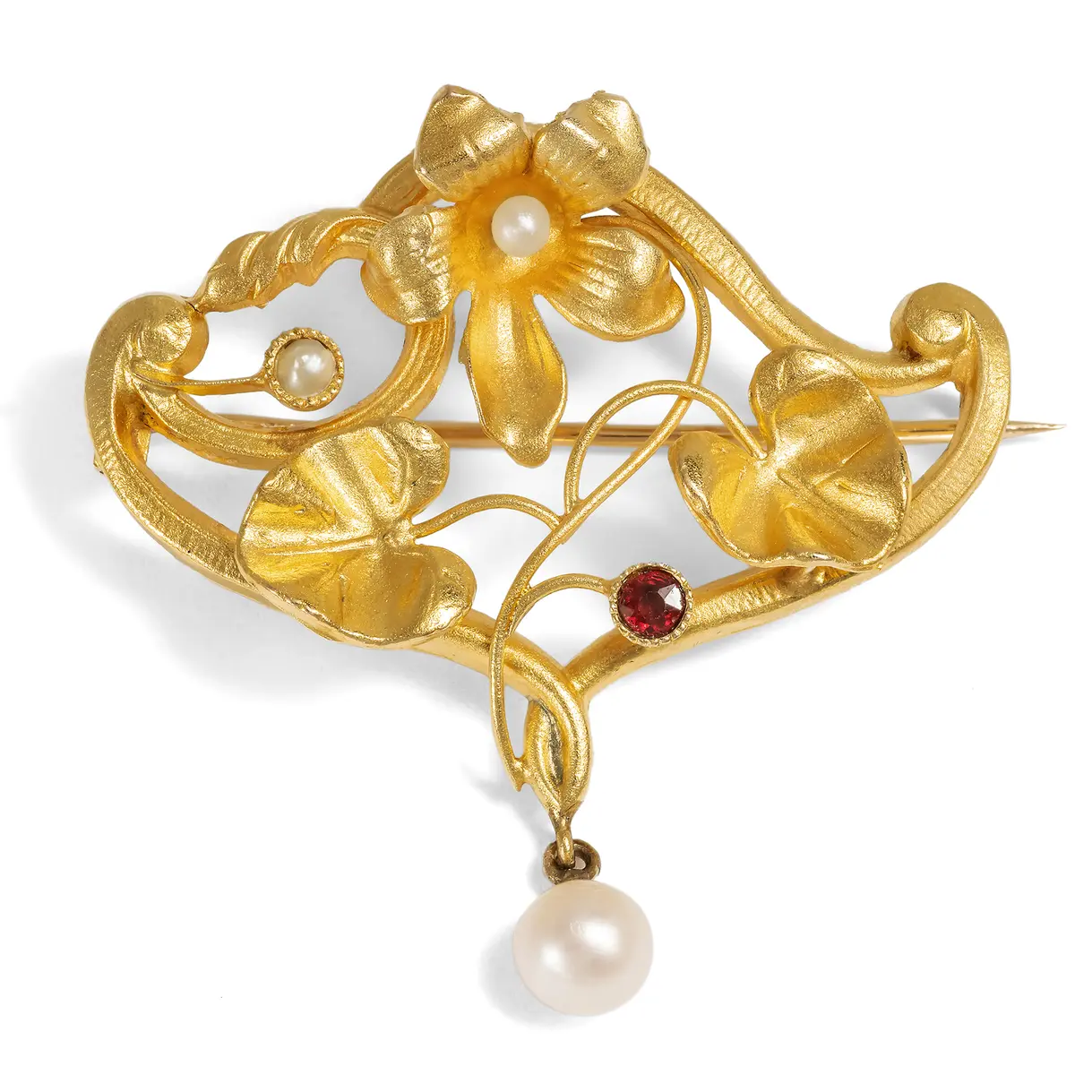 Floral Art Nouveau Brooch with Garnet and Pearl in Gold, Paris, c. 1900