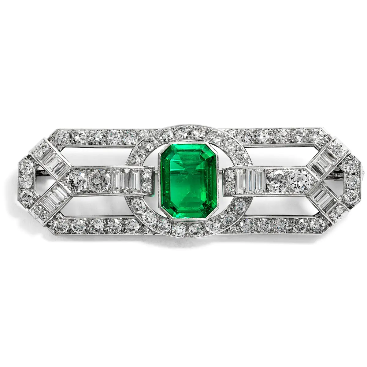 Luxurious Brooch with a Colombian Emerald & Diamonds in Platinum, c. 1930