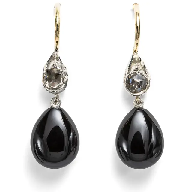 Delicate Earrings with Onyx and Antique Diamond Roses in Silver and