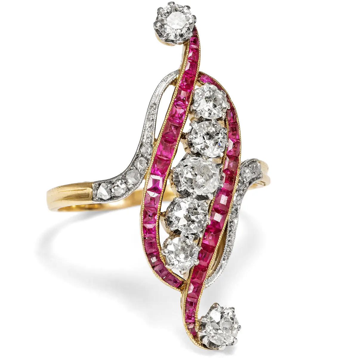 Exquisite Belle Époque Ring with Diamonds in Platinum on Gold, c. 1910
